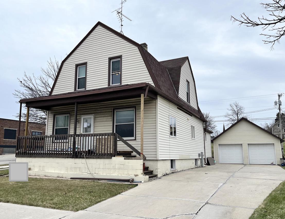 1203 Indiana Ave, Sheboygan, WI 53081