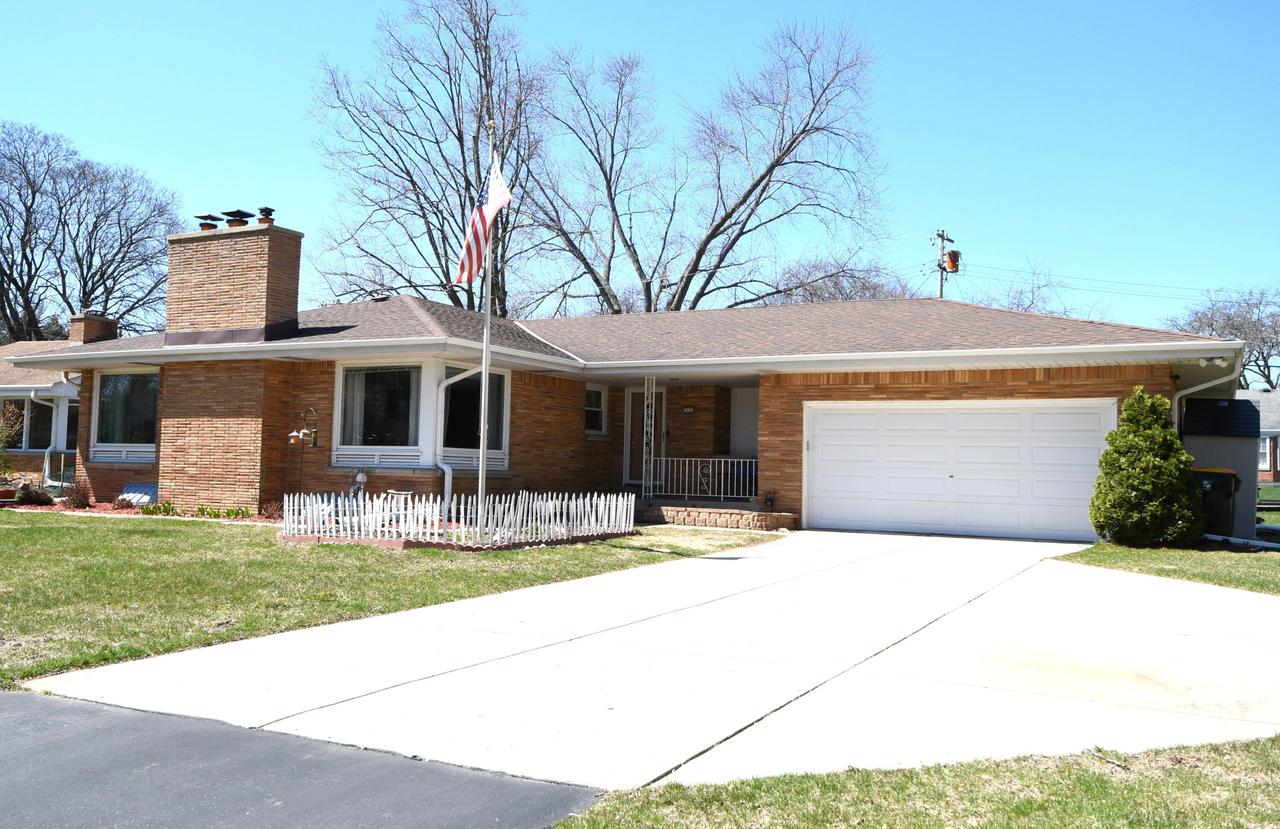 3131 N 104th St., Wauwatosa, WI 53222