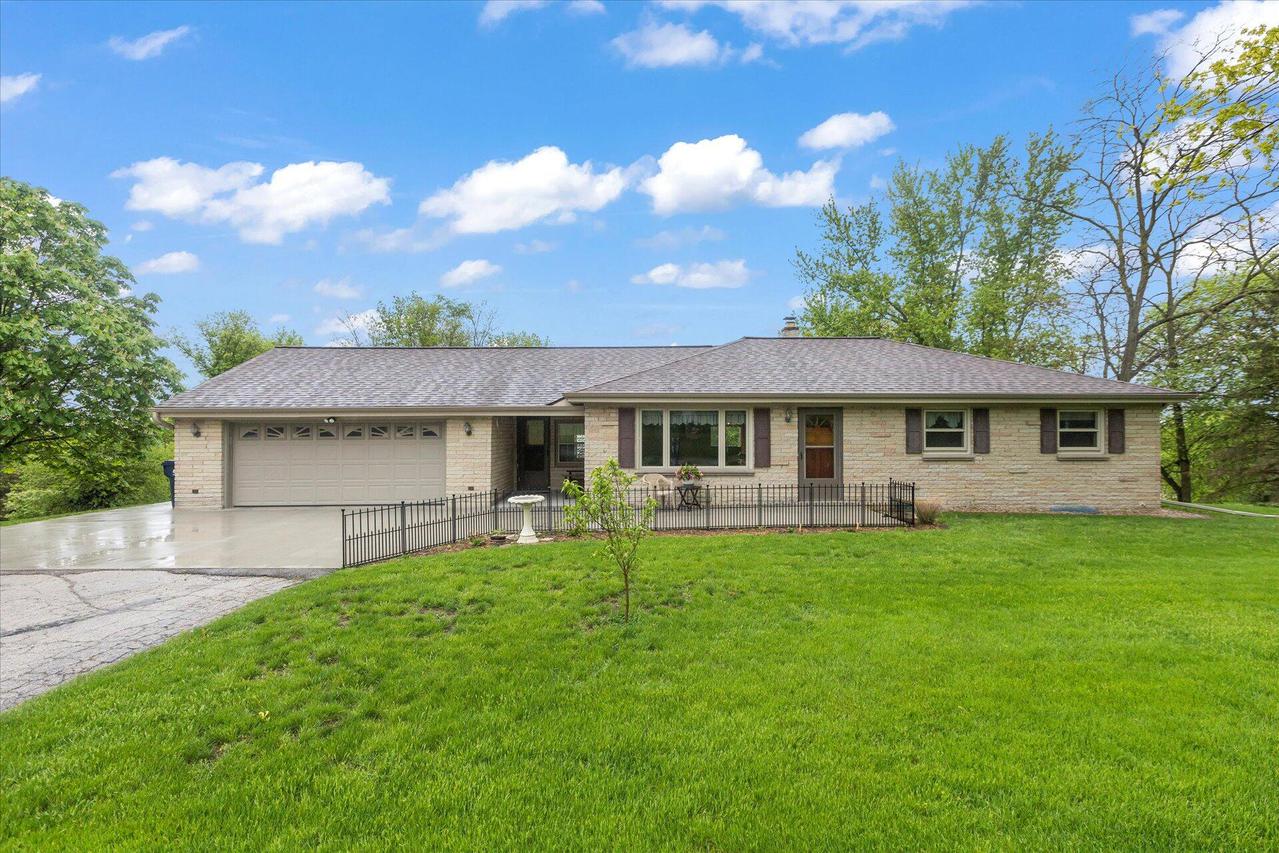 S46W22459 Tansdale Rd., Waukesha, WI 53189