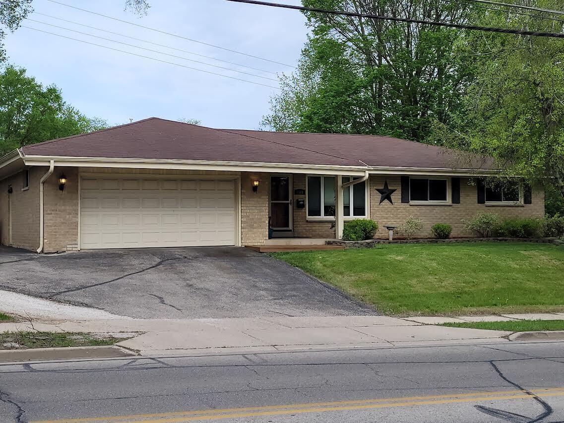 1519 N Grandview  Blvd., Waukesha, WI 53188