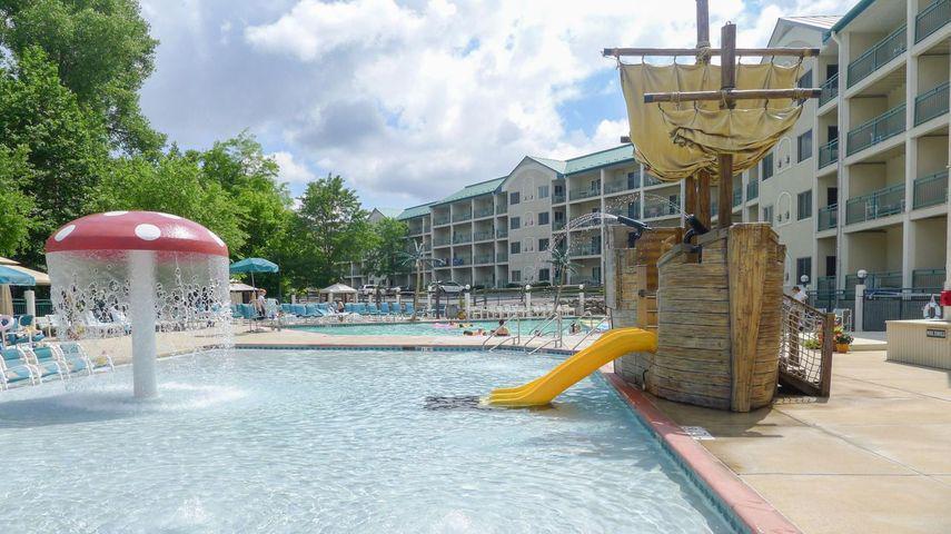 111 Center St #457, Lake Geneva, WI 53147