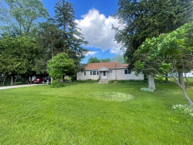 2401 90th St, Sturtevant, WI 53177