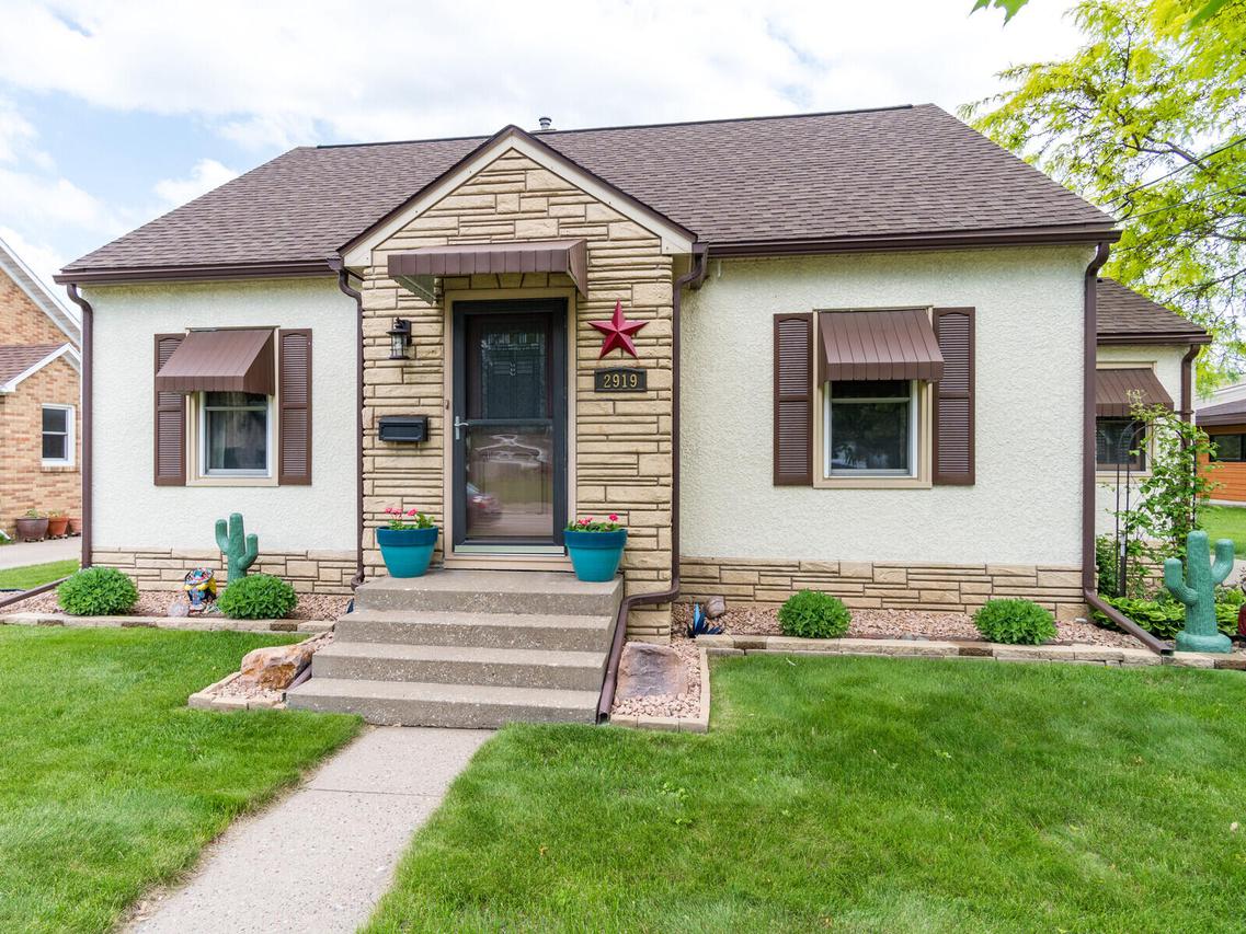 2919 Losey Blvd, Shelby, WI 54601