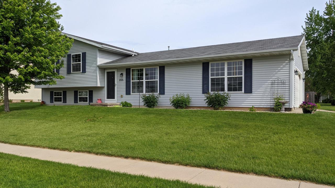 355 Blaser Dr., Belleville, WI 53508