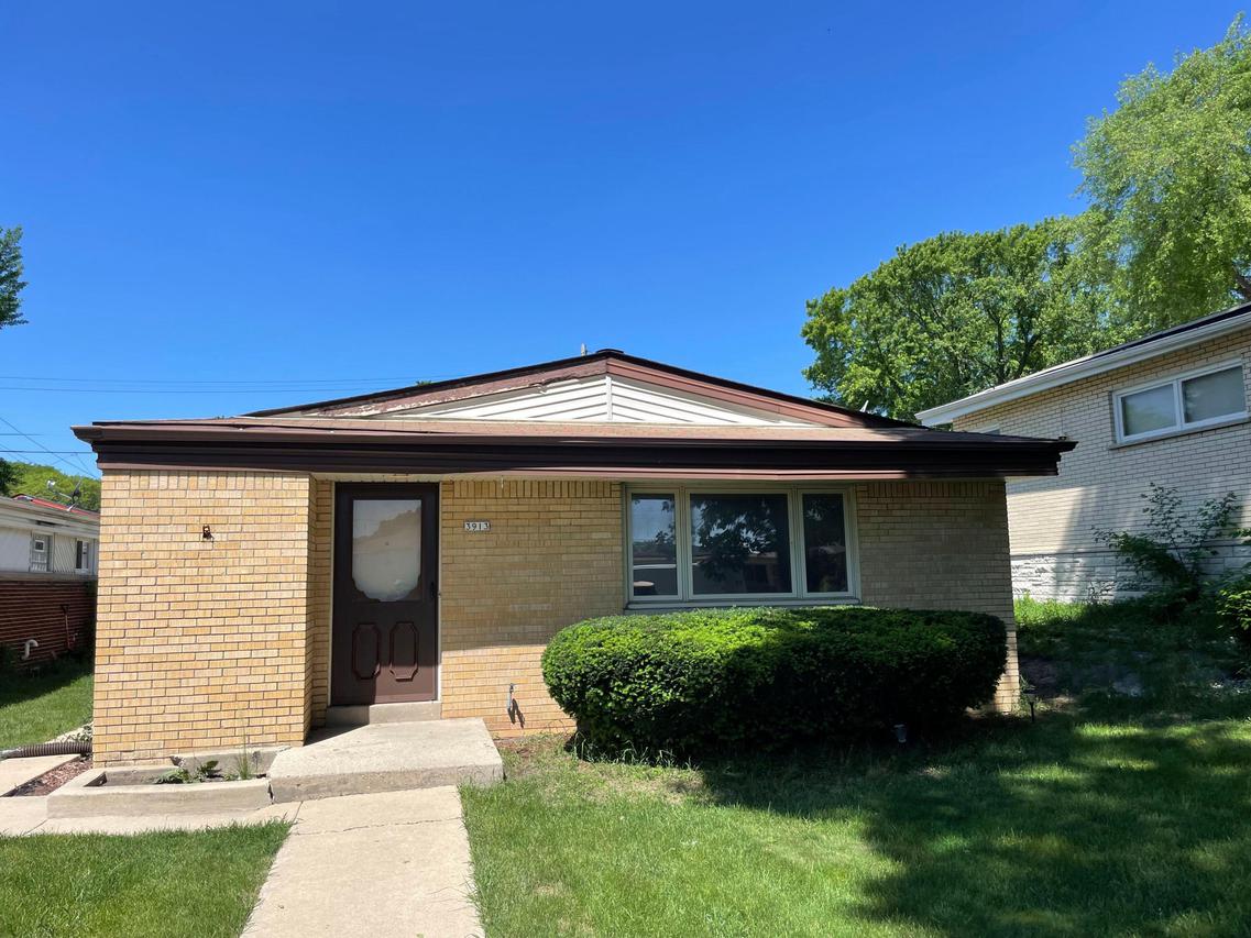 3913 N 63rd St., Milwaukee, WI 53216