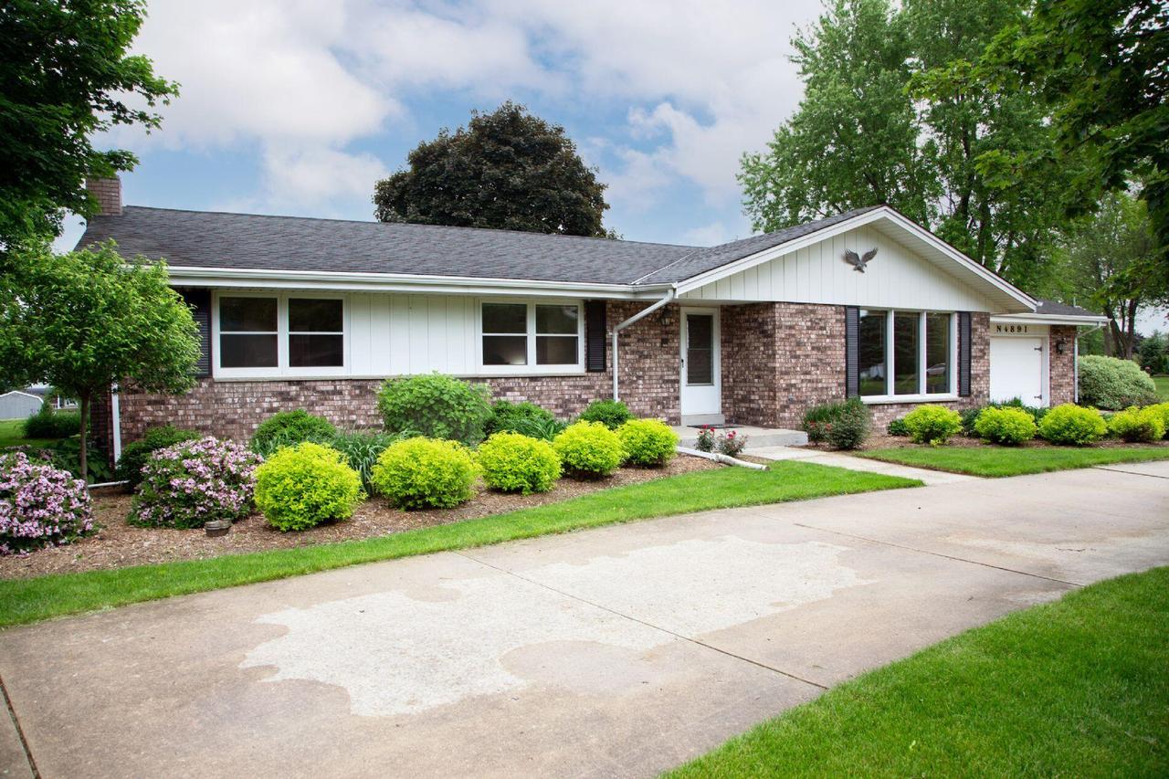 W223N4891 East View, Lisbon, WI 53089