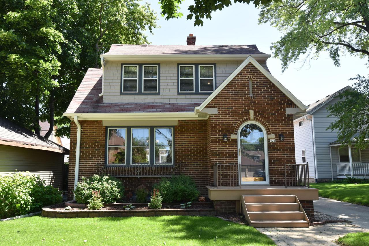 426 N 70th St., Wauwatosa, WI 53213