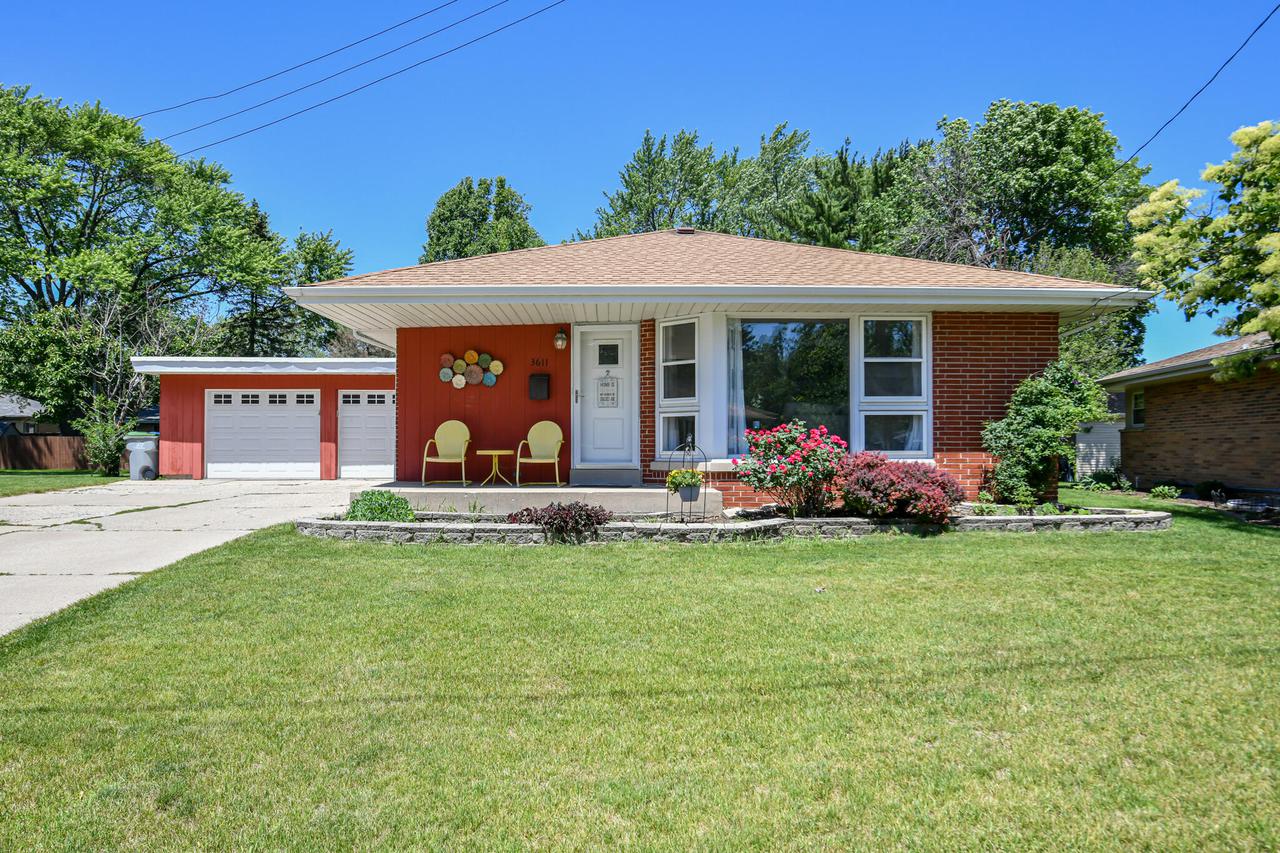 3611 S 71st St, Milwaukee, WI 53220