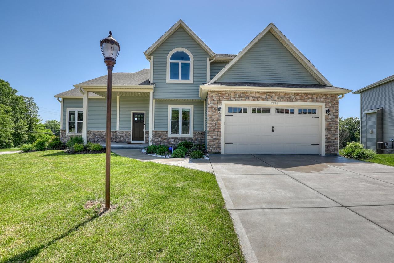 2123 Patrick Ln., Waukesha, WI 53188