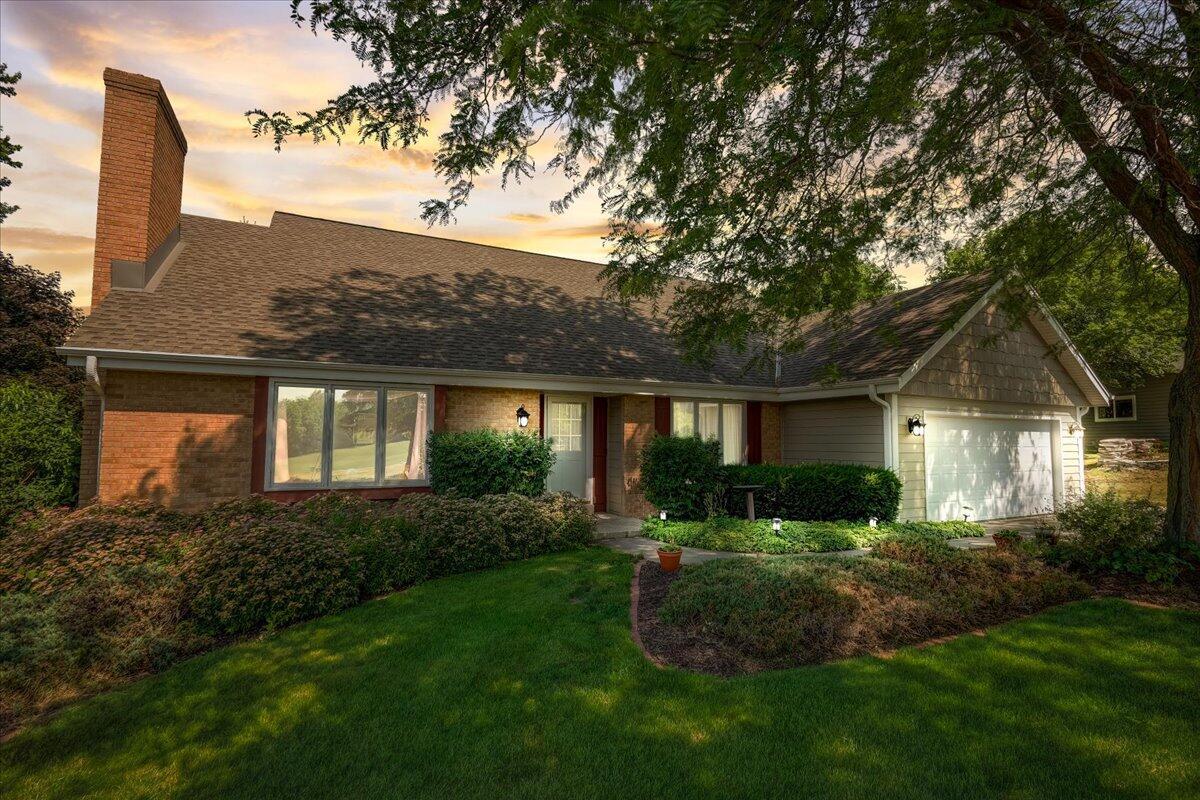 W266 S8035 Briarhedge Ct., Vernon, WI 53149