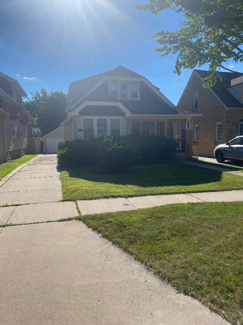 2569 N 67th St. #2569A, Wauwatosa, WI 53213