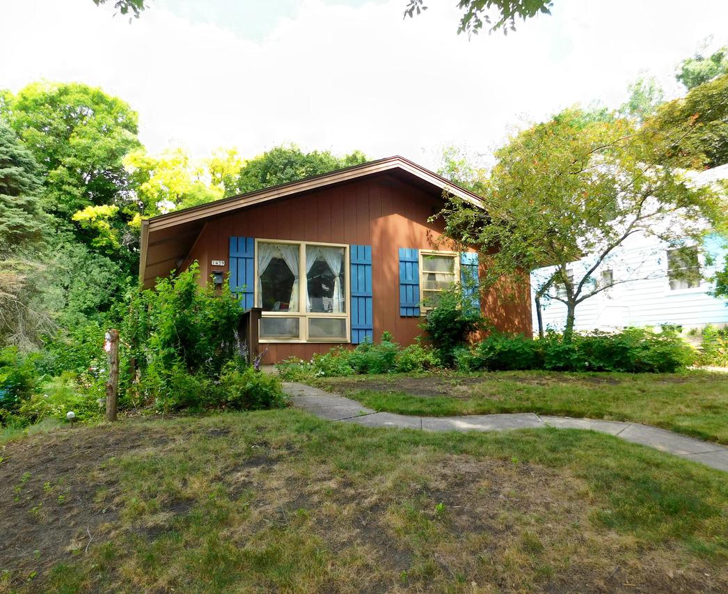 1439 St Charles St., Wauwatosa, WI 53213