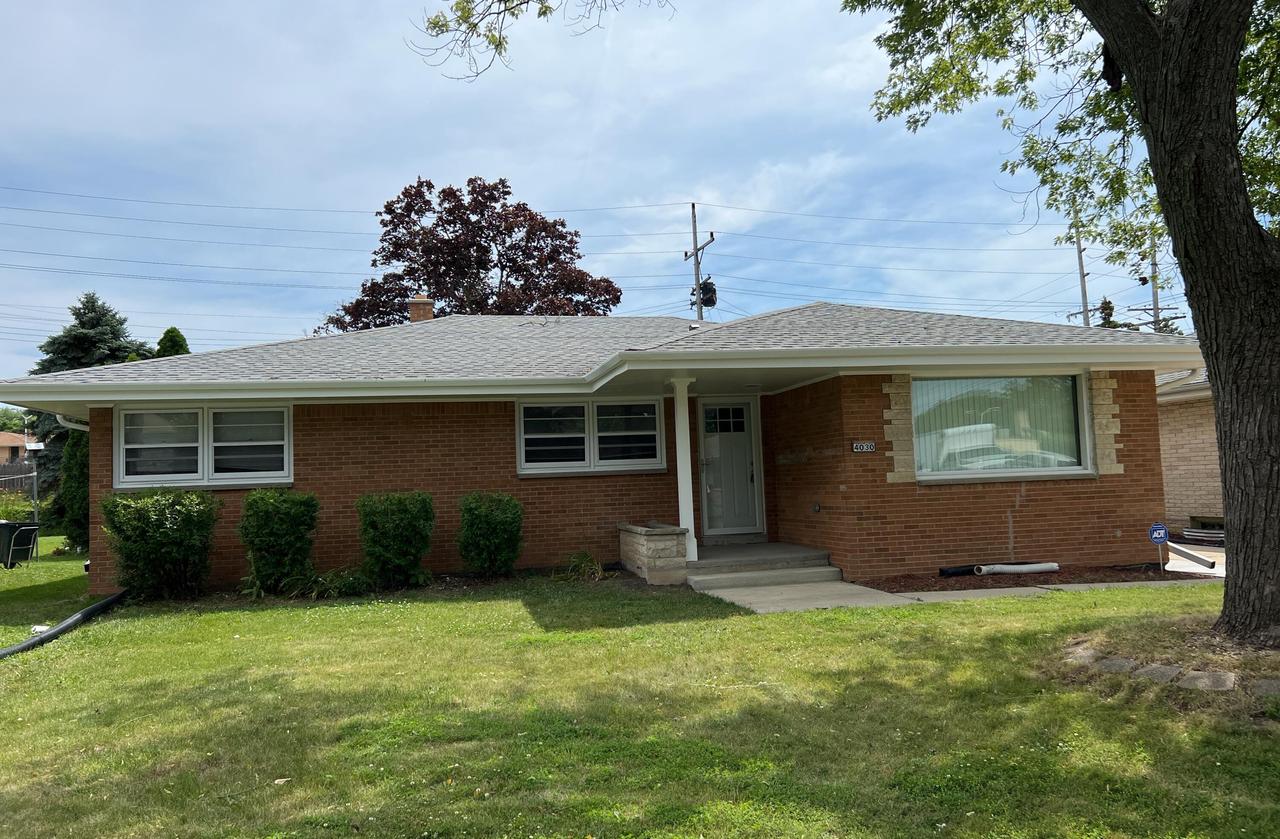 4030 N 93rd St., Wauwatosa, WI 53222