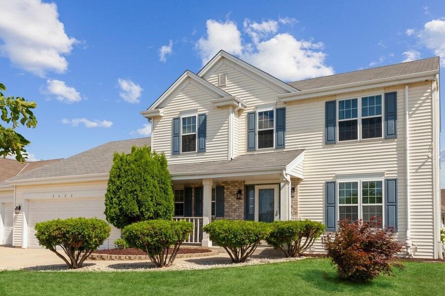 3626 River Valley, Waukesha, WI 53189