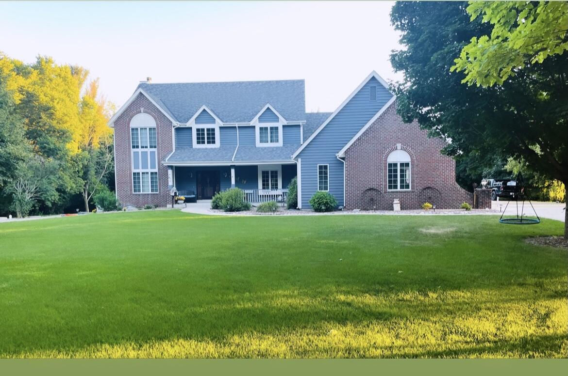 4695 Catherine Ct, Brookfield, WI 53072