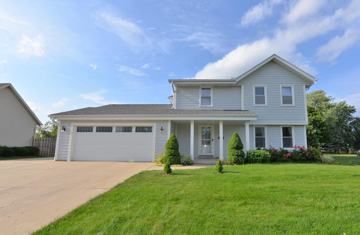 2510 Catherine Dr., Caledonia, WI 53402