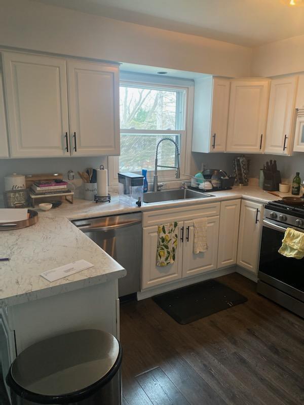 316 Hillview Cir., Waukesha, WI 53188