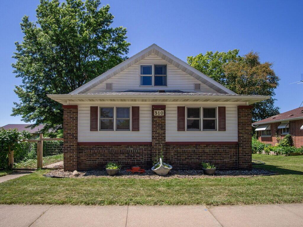 310 N Washington Ave, Viroqua, WI 54665