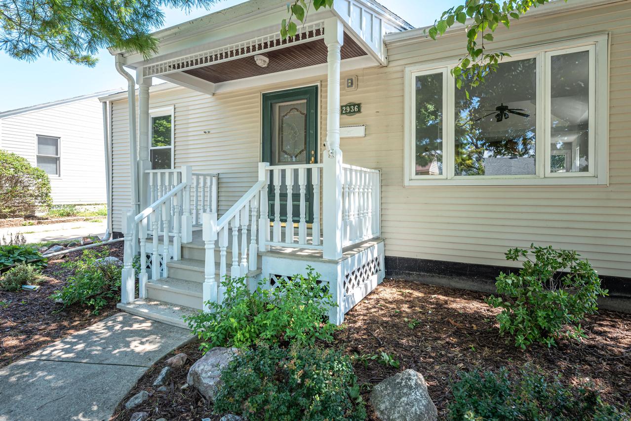 2936 S 70th St, Milwaukee, WI 53219