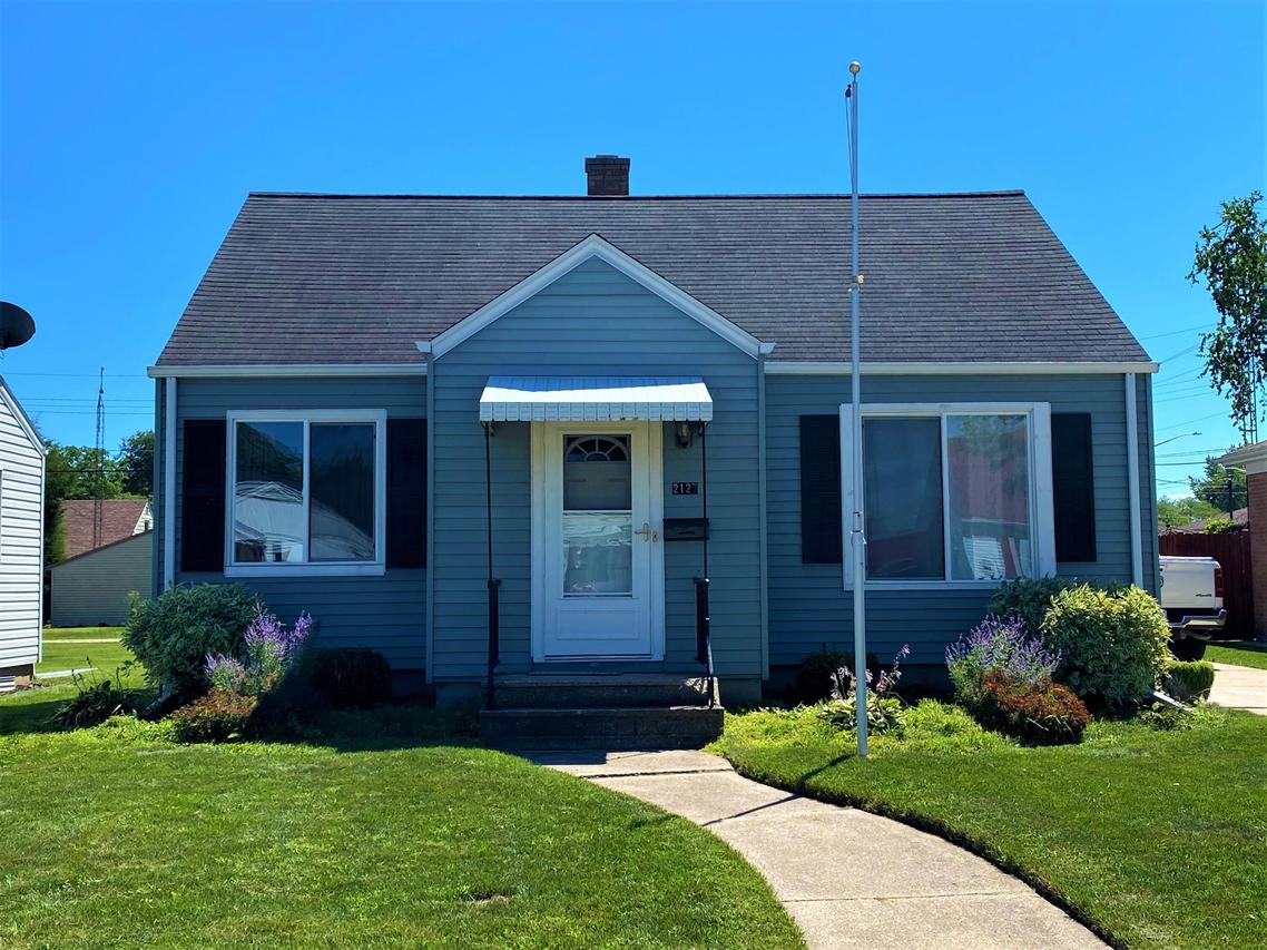 2127 30th St., Kenosha, WI 53140