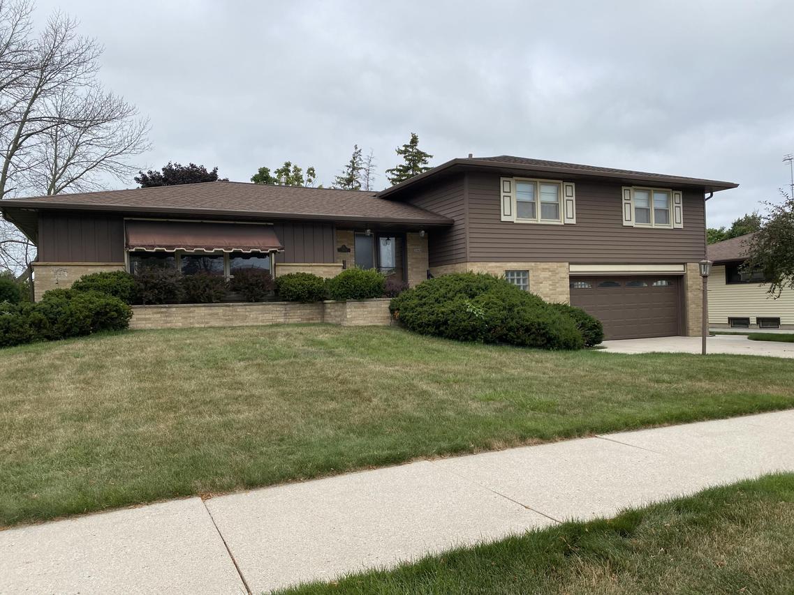 2006 N 24th St., Sheboygan, WI 53081