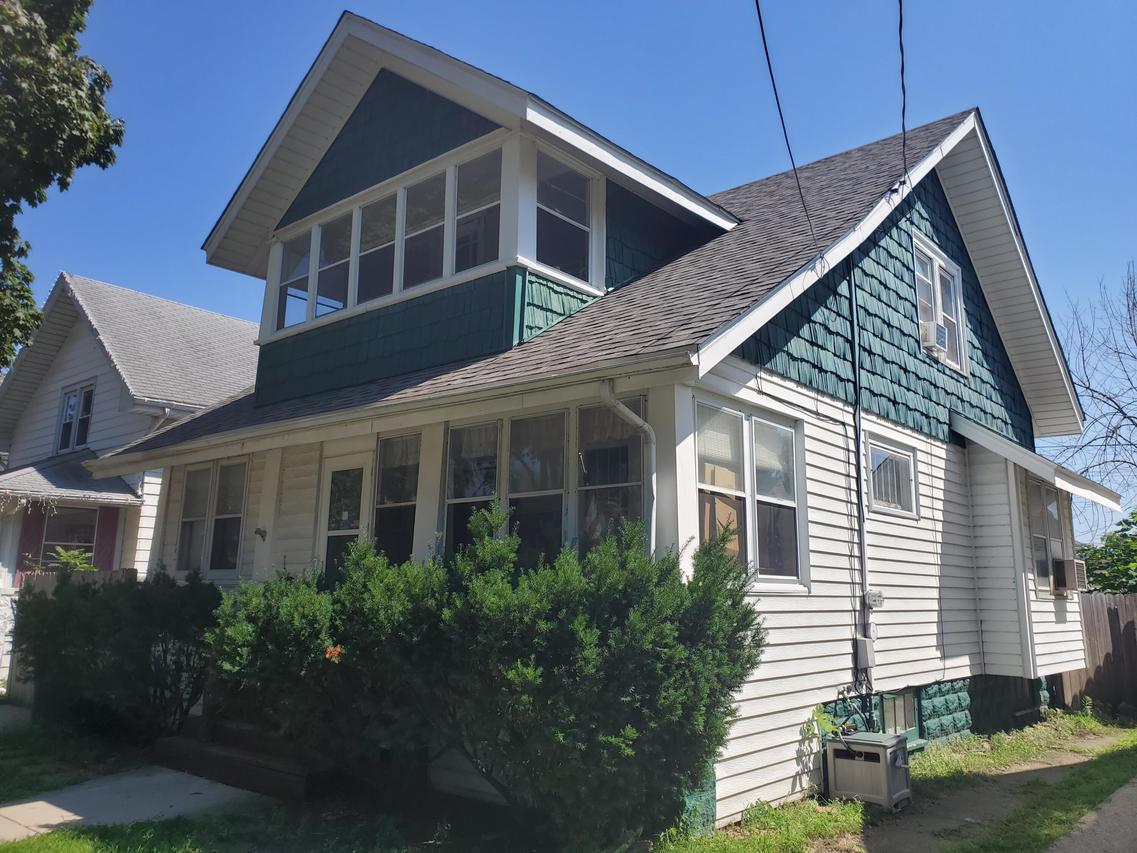 921 71st St., Kenosha, WI 53143