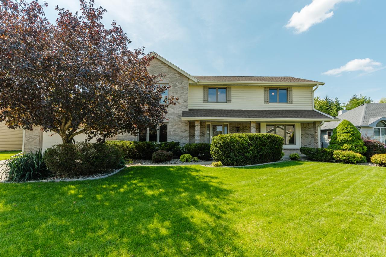 1233 Silent Sunday Ct., Caledonia, WI 53402