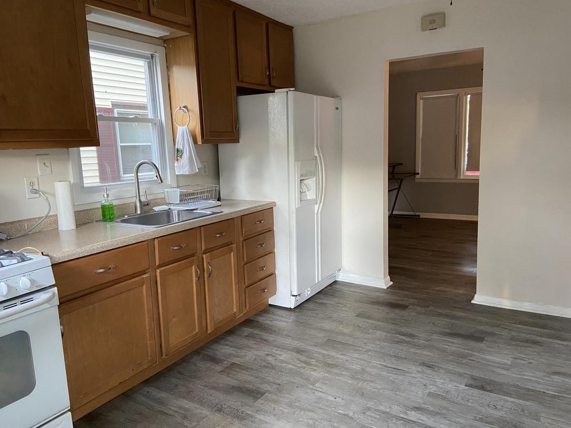 623 S 65th St, Milwaukee, WI 53214