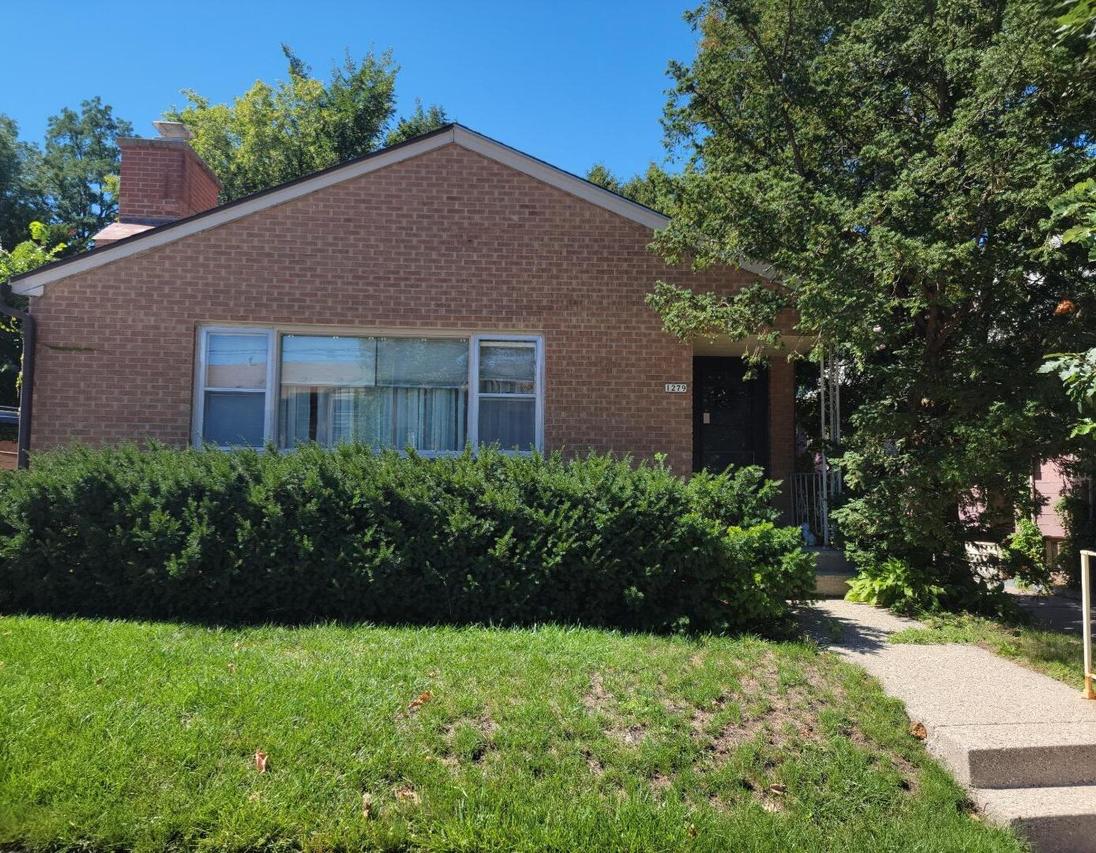 1279 Glenview Pl., Wauwatosa, WI 53213