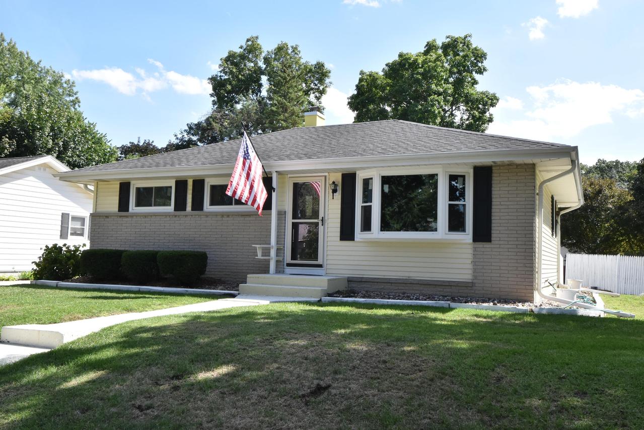 3839 W Birchwood Ave., Milwaukee, WI 53221