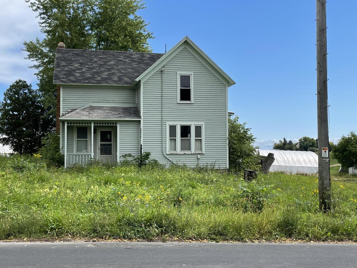 15715 S Union Rd., Centerville, WI 53015