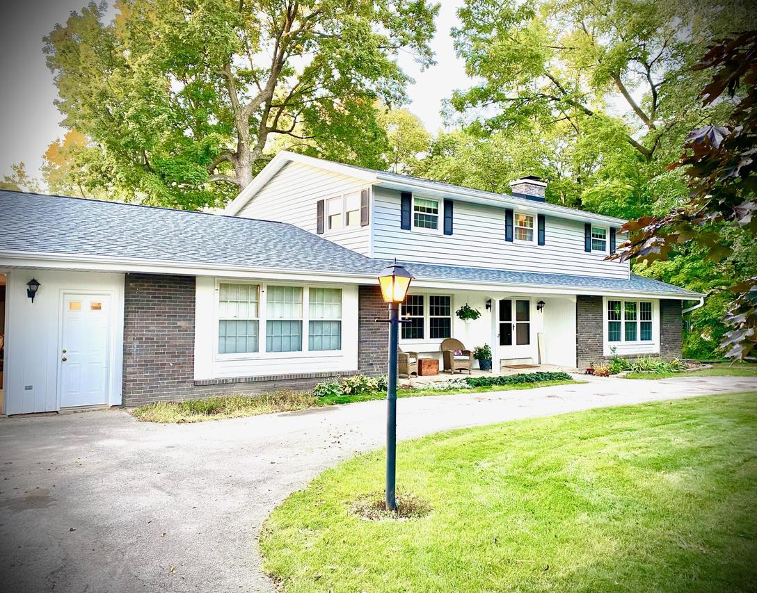 3147 S El Dorado Dr., New Berlin, WI 53151