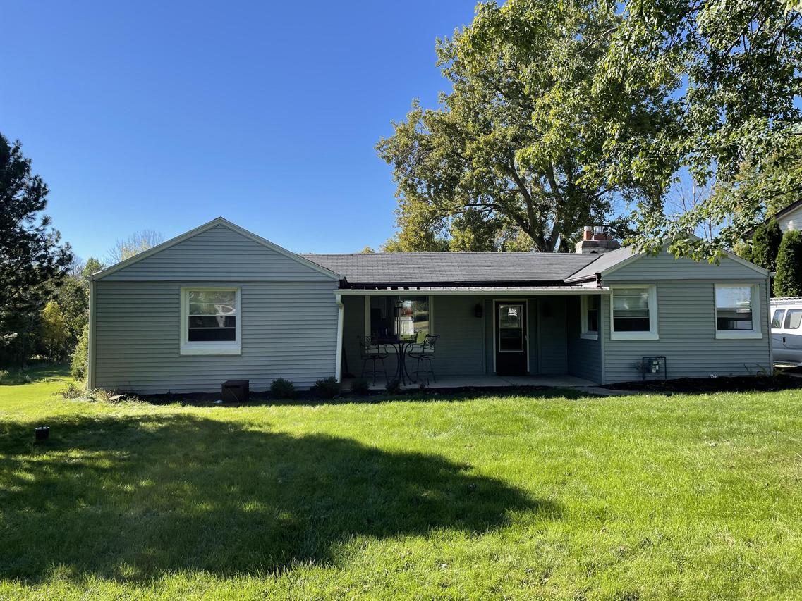 433 Riverview Dr., Grafton, WI 53024