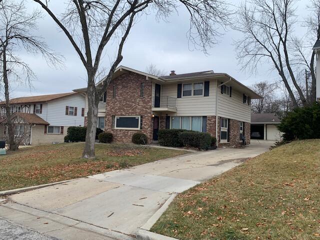 11116 W Maple Ln. #11118, Wauwatosa, WI 53225