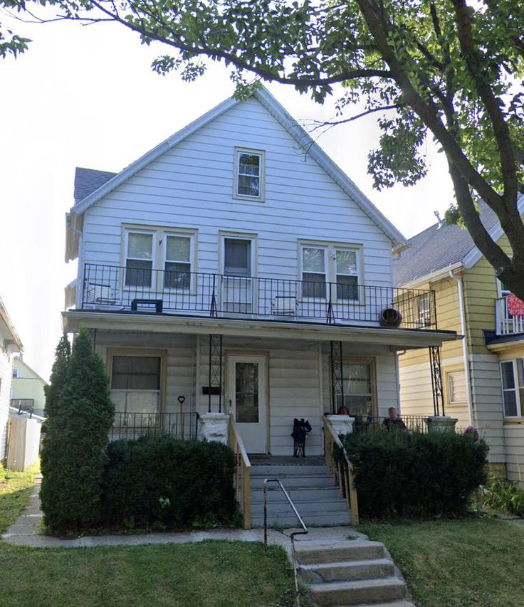 929 S 73rd St., West Allis, WI 53214