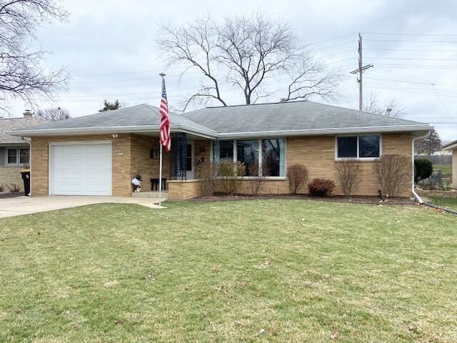 4042 N 93rd St., Wauwatosa, WI 53222
