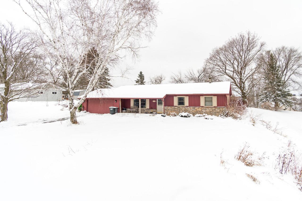 W4959 Woodhaven Dr., Shelby, WI 54601