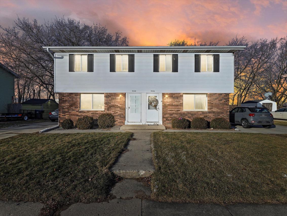 9346 Florence Dr #9348, Sturtevant, WI 53177