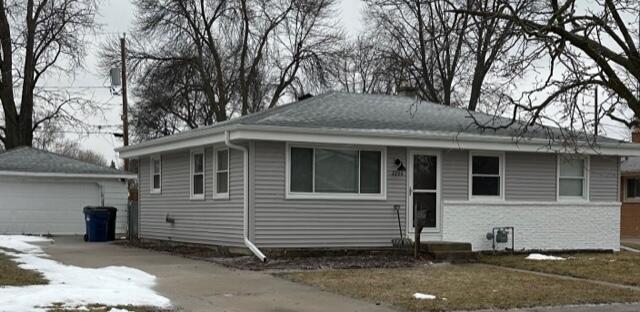 2206 Oregon St, Racine, WI 53405