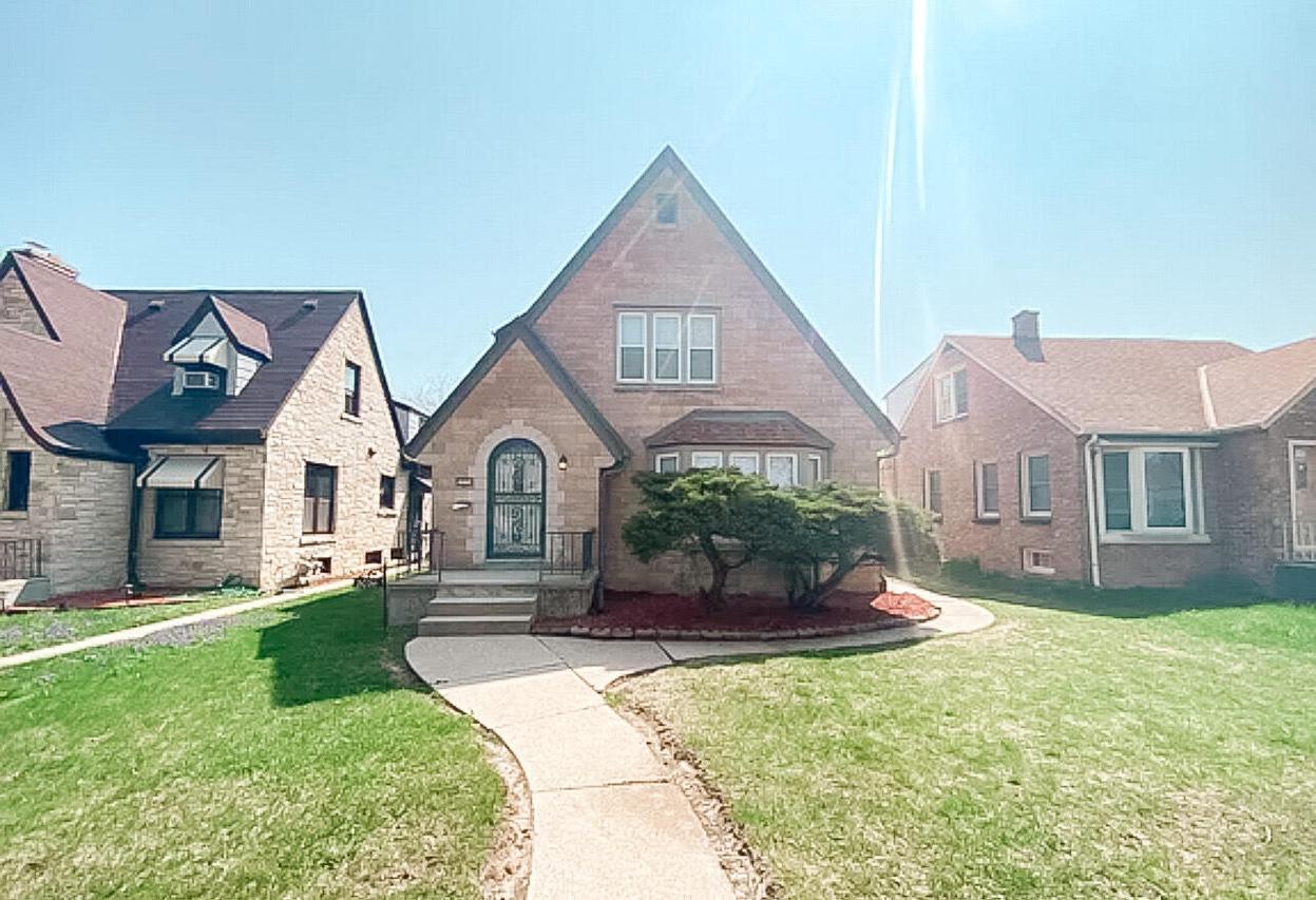 5056 N 25th St., Milwaukee, WI 53209