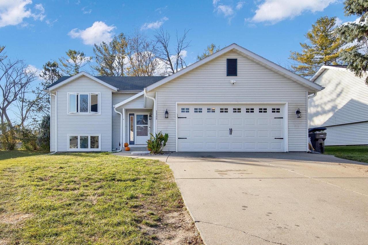 2430 Brentwood Dr., Waukesha, WI 53188