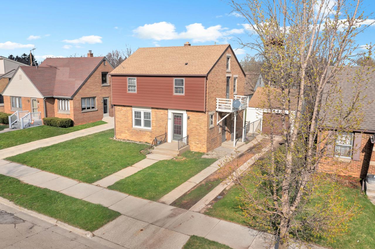 1629 S 21st St., Sheboygan, WI 53081