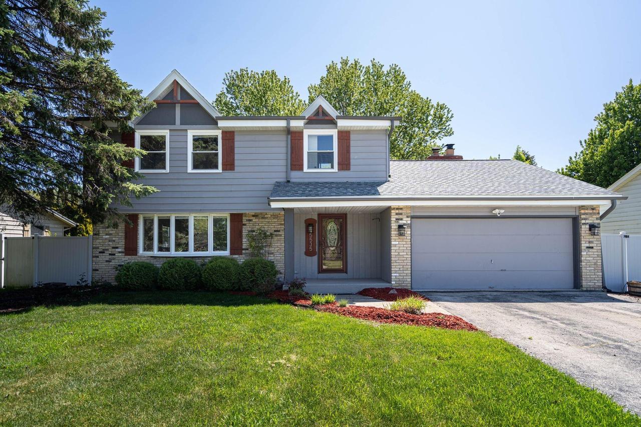 5535 Charles St., Caledonia, WI 53402