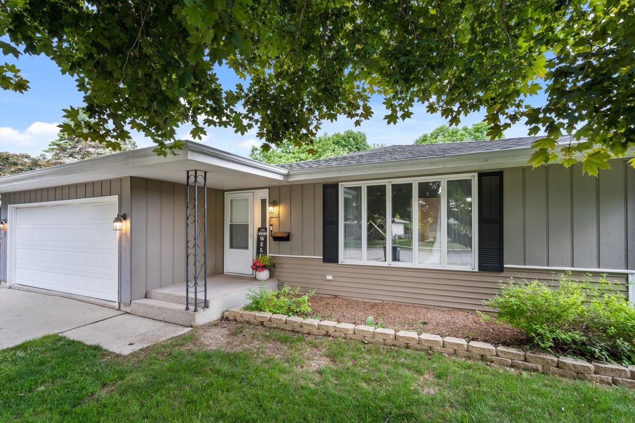 2232 N 27th Pl., Sheboygan, WI 53083