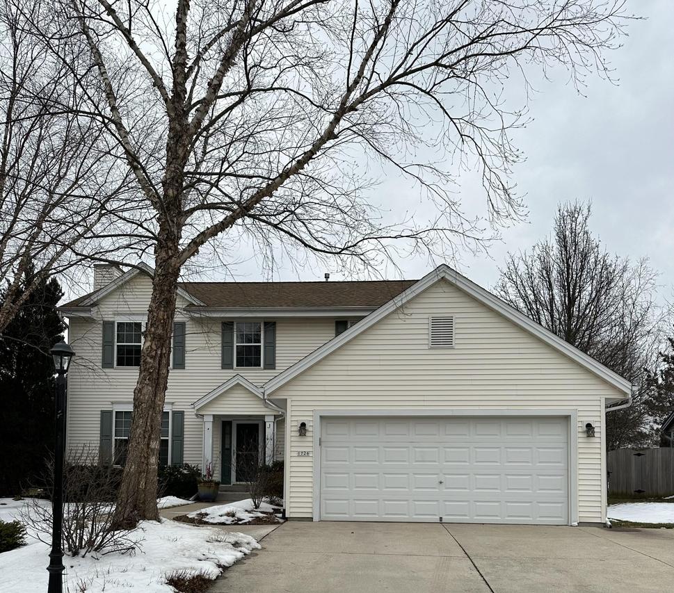 1726 Rempe Dr, Waukesha, WI 53186