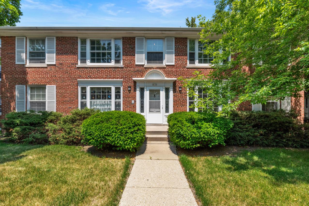 8130 W North Ave, Wauwatosa, WI 53213