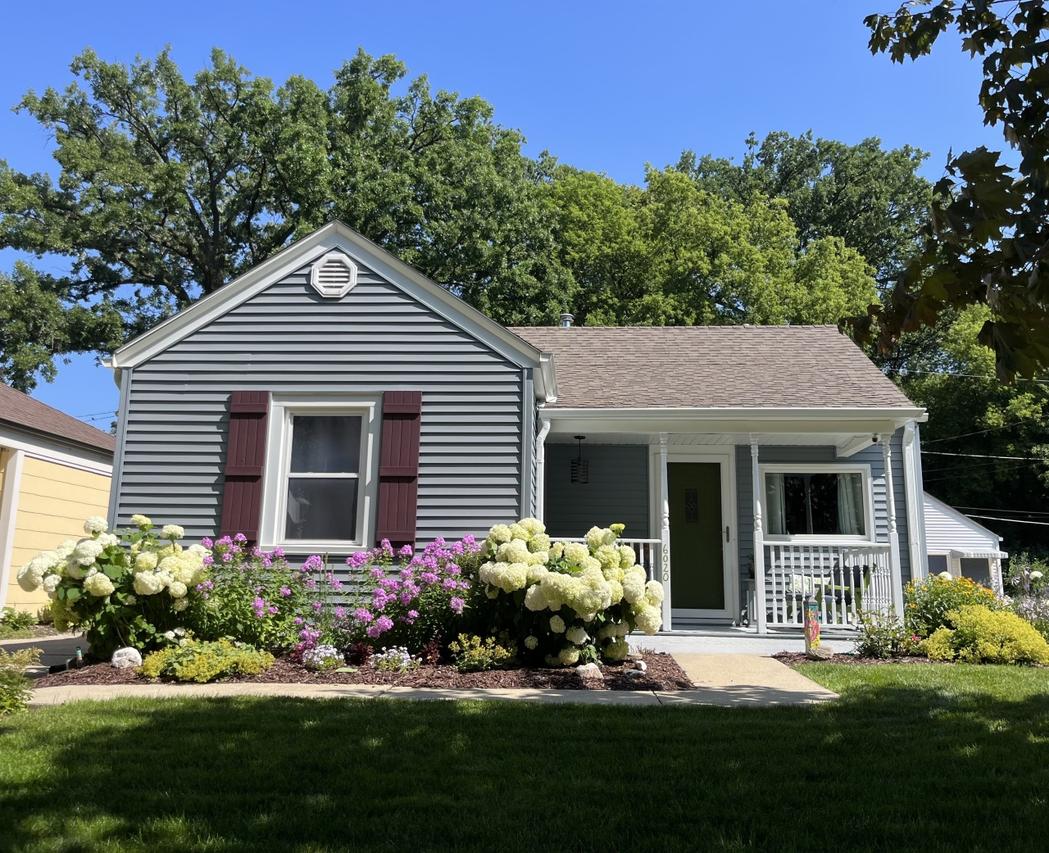 6020 W Martin Dr., Wauwatosa, WI 53213
