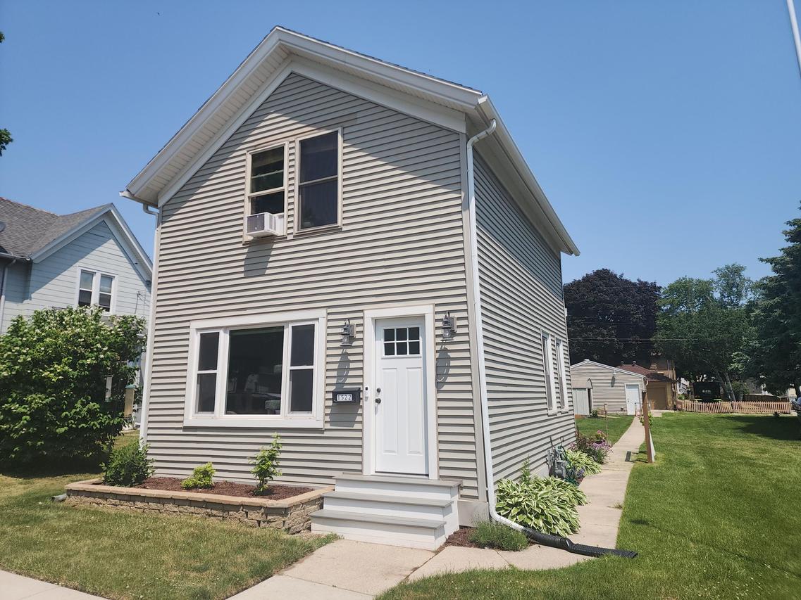 1522 Illinois Ave., Sheboygan, WI 53081