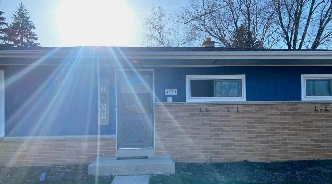 4271 S Iowa Ave., Saint Francis, WI 53235