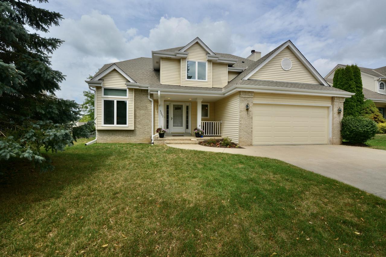 1282 Swallow Rd, Waukesha, WI 53189